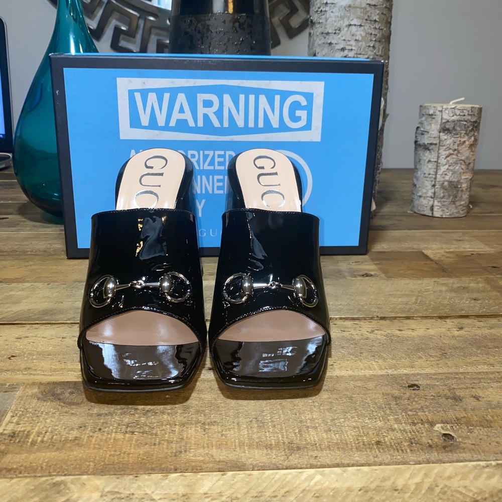 Gucci Horsebit Detail Patent Mules - Picture 3 of 11